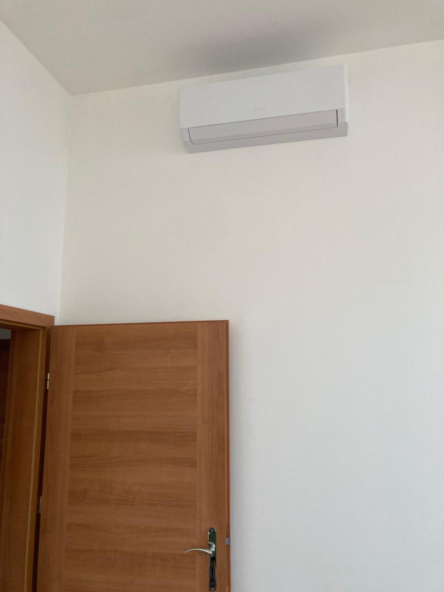 Przestronny Apartament Na Dolnej Warsaw Exterior photo